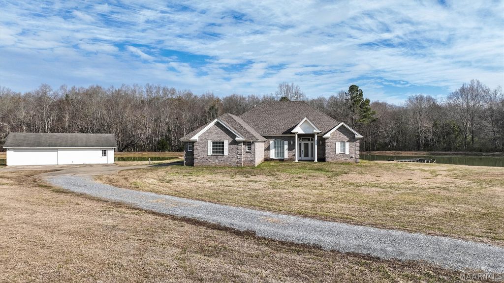 520 Buckview Court, Pike Road, AL 36064