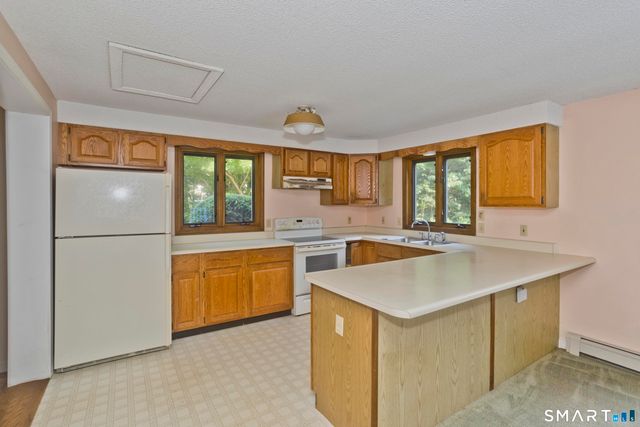 80 West View Drive, East Windsor, CT 06016