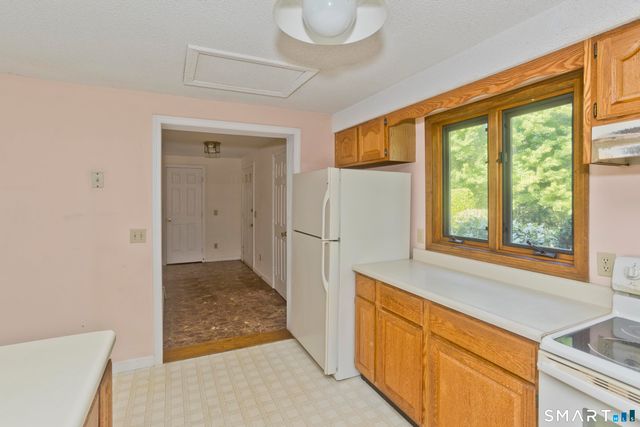 80 West View Drive, East Windsor, CT 06016
