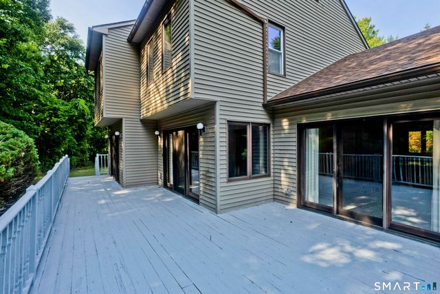 80 West View Drive, East Windsor, CT 06016