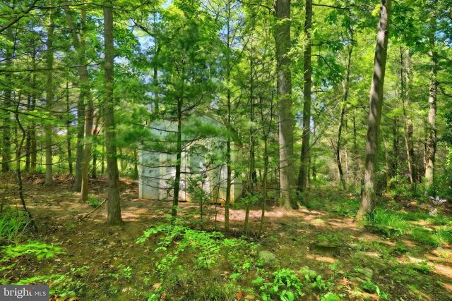 4275 EVERGREEN RD, Felton, PA 17322