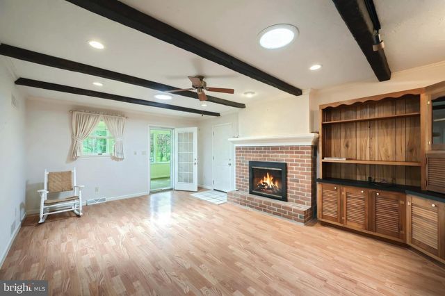 4275 EVERGREEN RD, Felton, PA 17322