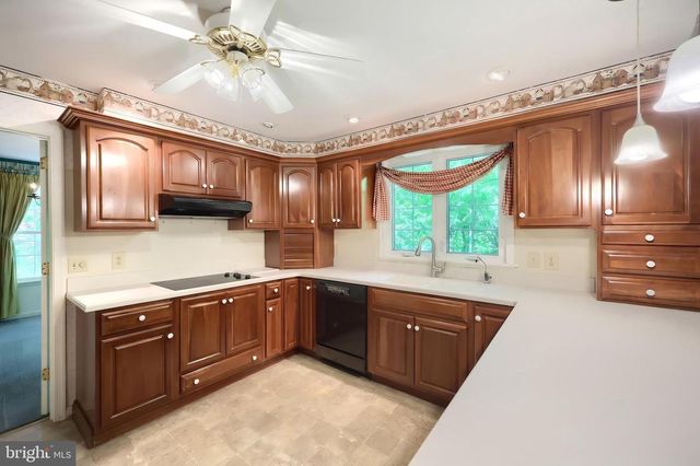 4275 EVERGREEN RD, Felton, PA 17322