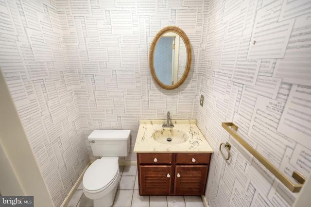 4275 EVERGREEN RD, Felton, PA 17322