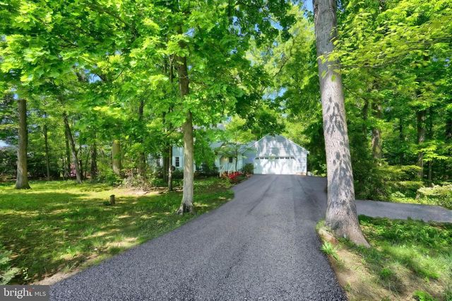 4275 EVERGREEN RD, Felton, PA 17322
