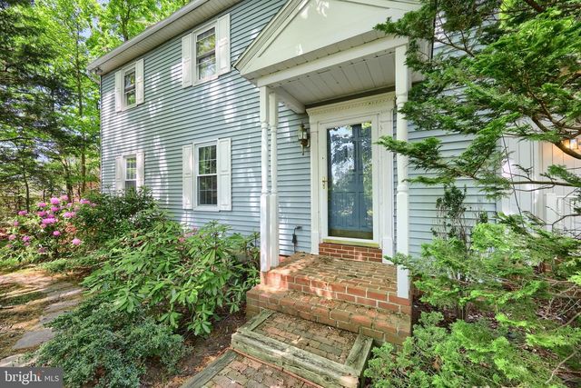 4275 EVERGREEN RD, Felton, PA 17322