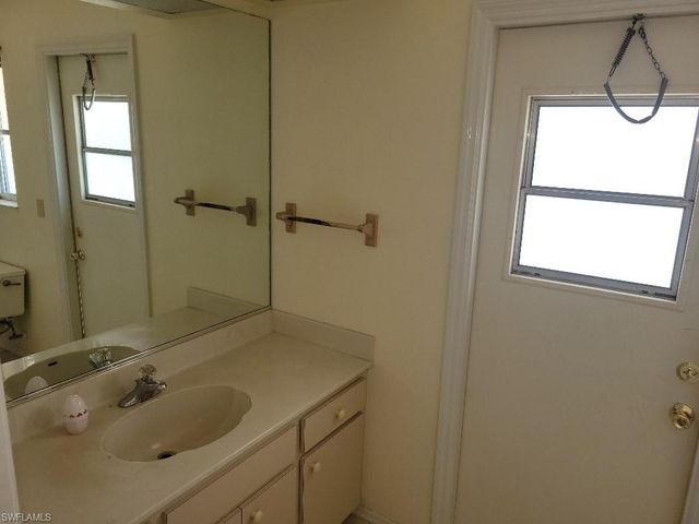 96 Broadmoor LN, Rotonda West, FL 33947