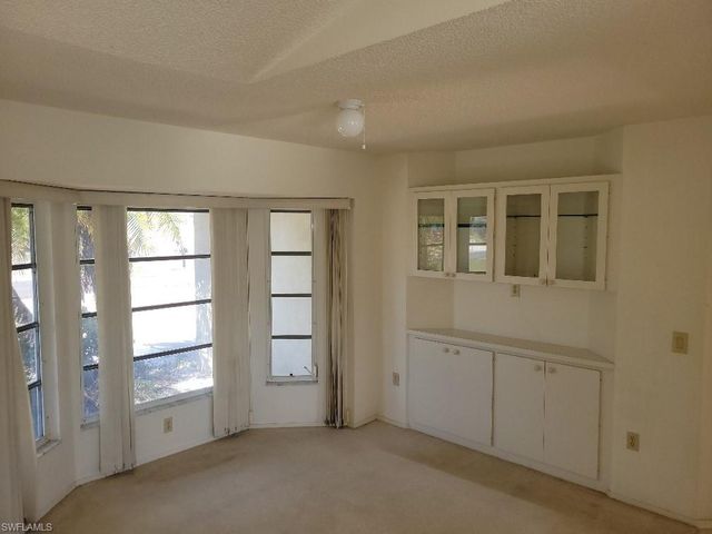 96 Broadmoor LN, Rotonda West, FL 33947