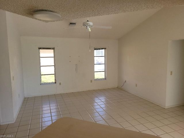 96 Broadmoor LN, Rotonda West, FL 33947