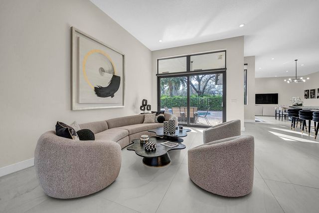 6185 NW 104th Way, Parkland, FL 33076