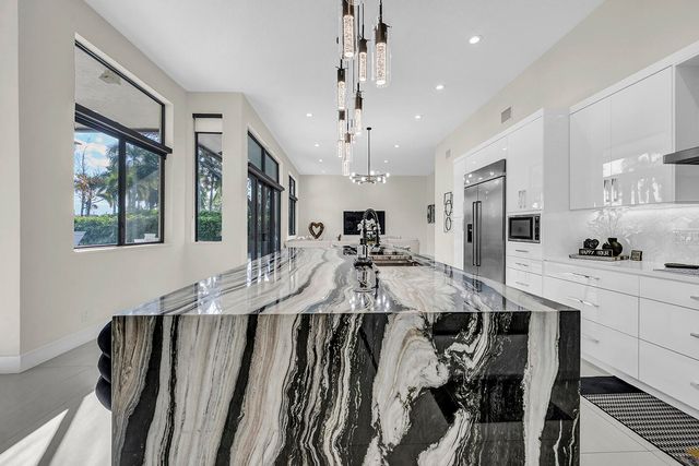 6185 NW 104th Way, Parkland, FL 33076