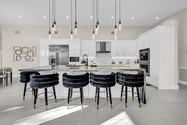 6185 NW 104th Way, Parkland, FL 33076