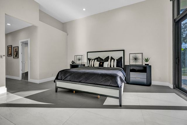 6185 NW 104th Way, Parkland, FL 33076