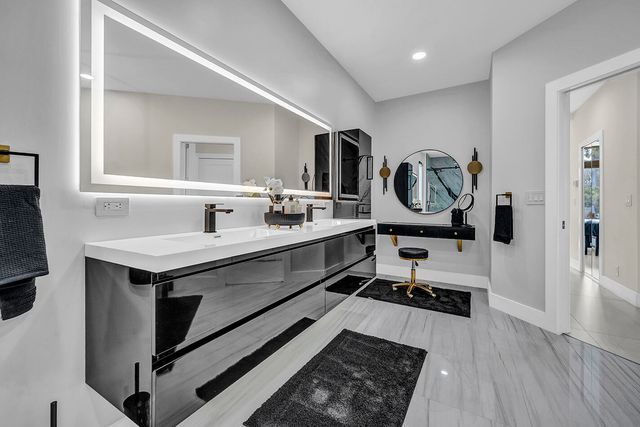 6185 NW 104th Way, Parkland, FL 33076