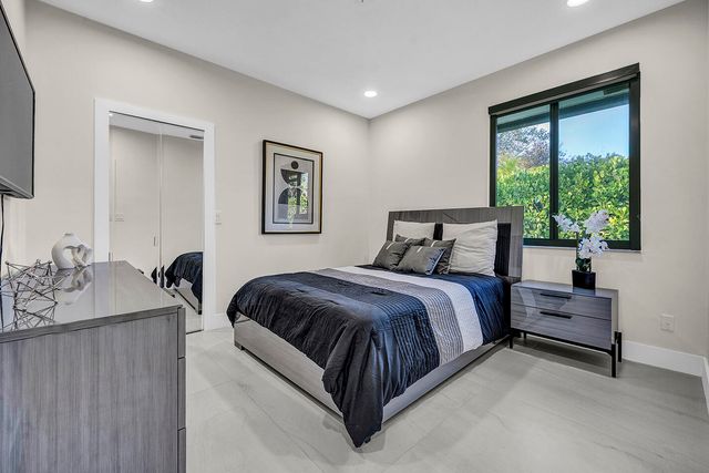 6185 NW 104th Way, Parkland, FL 33076