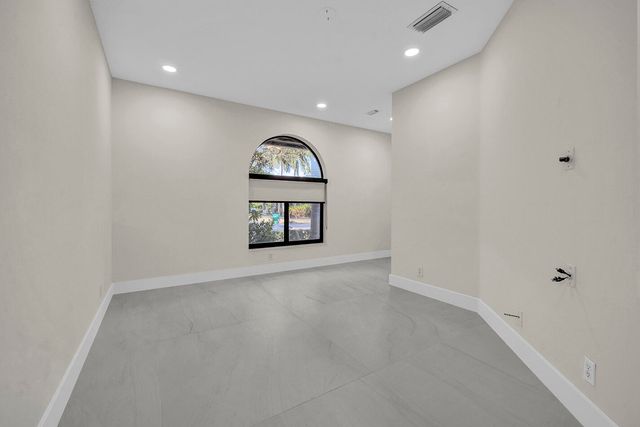 6185 NW 104th Way, Parkland, FL 33076