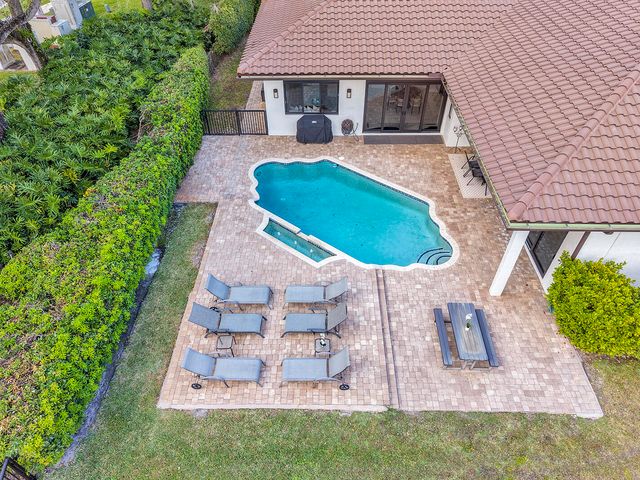 6185 NW 104th Way, Parkland, FL 33076