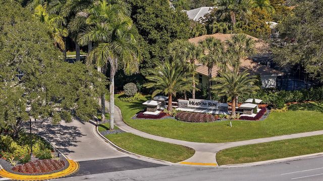 6185 NW 104th Way, Parkland, FL 33076