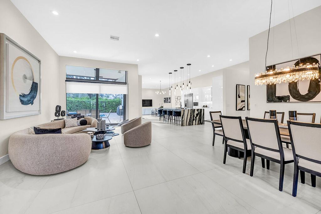 6185 NW 104th Way, Parkland, FL 33076