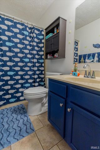 5044 Sequoia Drive, Newburgh, IN 47630