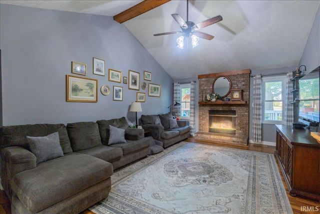 5044 Sequoia Drive, Newburgh, IN 47630