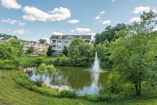 1305 Hale Dr 305, Rockaway Twp., NJ 07885