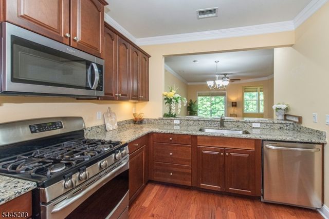 1305 Hale Dr 305, Rockaway Twp., NJ 07885