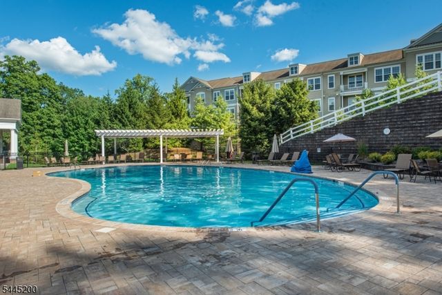 1305 Hale Dr 305, Rockaway Twp., NJ 07885