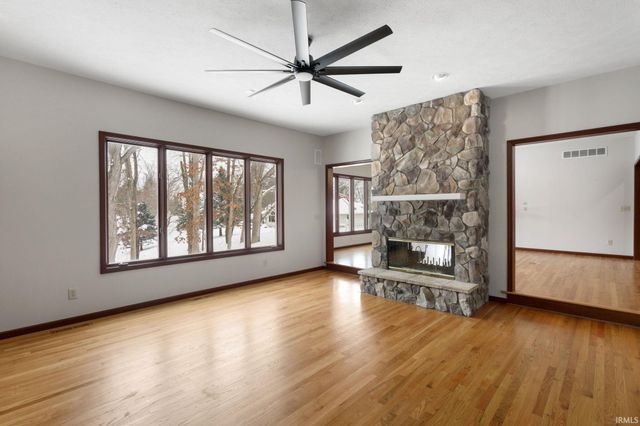 26252 Woodsong Court, South Bend, IN 46628