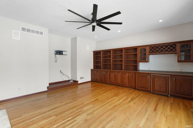 26252 Woodsong Court, South Bend, IN 46628