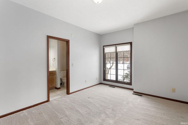 26252 Woodsong Court, South Bend, IN 46628