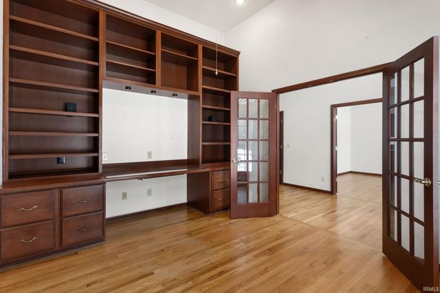 26252 Woodsong Court, South Bend, IN 46628