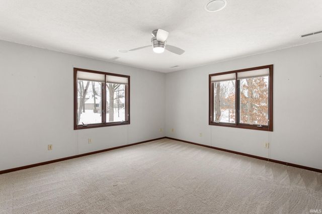 26252 Woodsong Court, South Bend, IN 46628