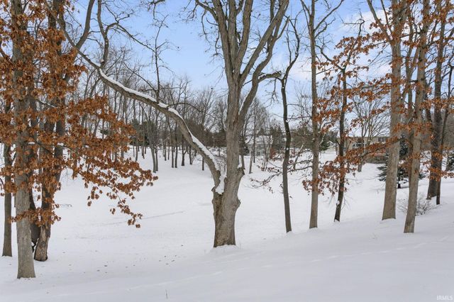 26252 Woodsong Court, South Bend, IN 46628