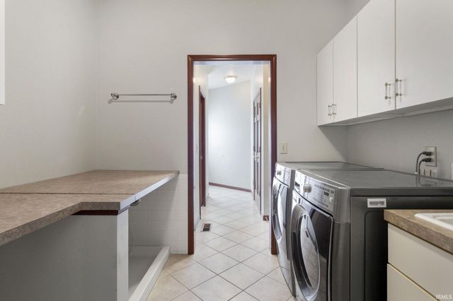 26252 Woodsong Court, South Bend, IN 46628