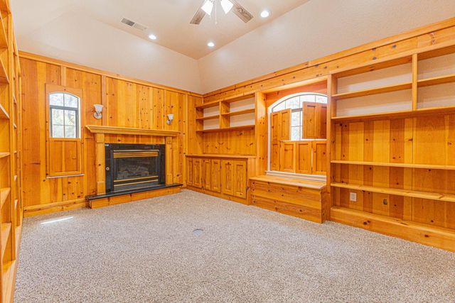 22022 Tollhouse Road, Clovis, CA 93619