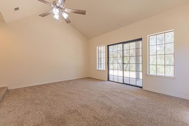 22022 Tollhouse Road, Clovis, CA 93619