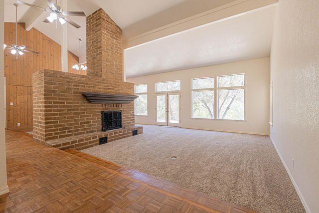 22022 Tollhouse Road, Clovis, CA 93619