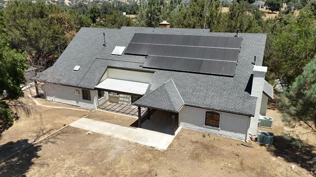 22022 Tollhouse Road, Clovis, CA 93619