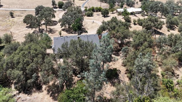 22022 Tollhouse Road, Clovis, CA 93619