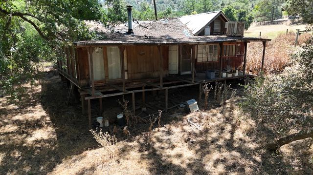 22022 Tollhouse Road, Clovis, CA 93619