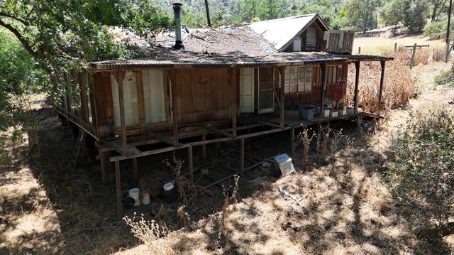 22022 Tollhouse Road, Clovis, CA 93619