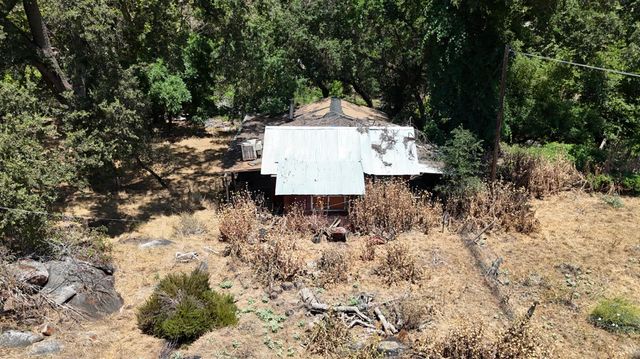 22022 Tollhouse Road, Clovis, CA 93619