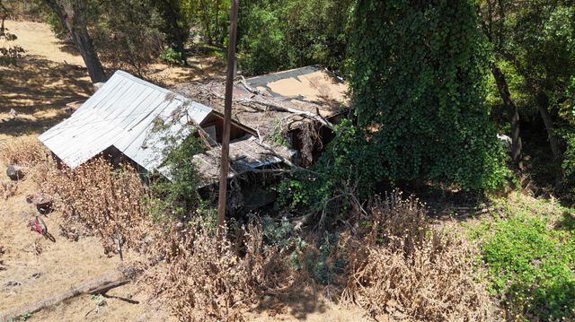 22022 Tollhouse Road, Clovis, CA 93619