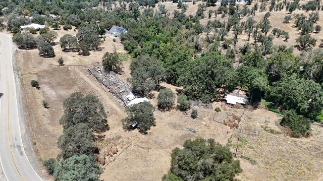 22022 Tollhouse Road, Clovis, CA 93619