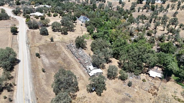 22022 Tollhouse Road, Clovis, CA 93619
