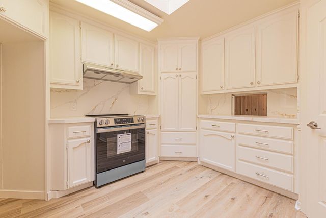 22022 Tollhouse Road, Clovis, CA 93619