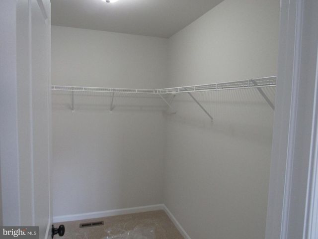 957 SPRING CITY RD, Phoenixville, PA 19460