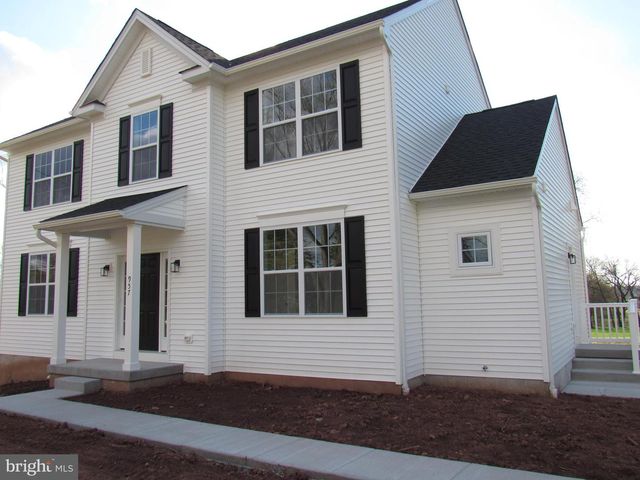 957 SPRING CITY RD, Phoenixville, PA 19460