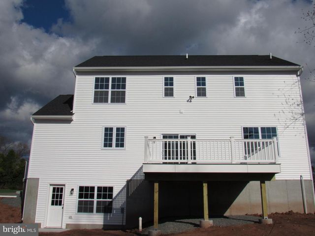 957 SPRING CITY RD, Phoenixville, PA 19460